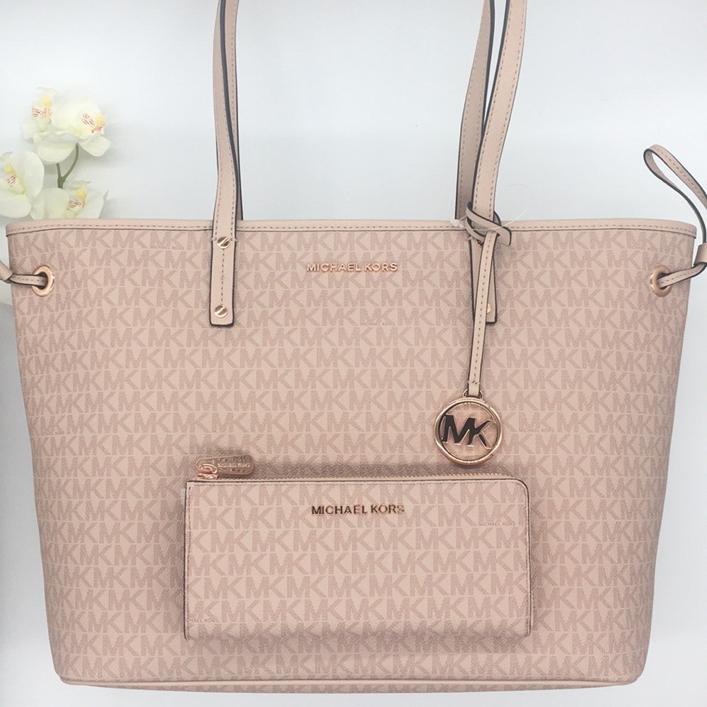 Michael Kors Large Drawstring Tote& Wallet Ballet